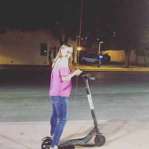 Meet your Posher, Eve